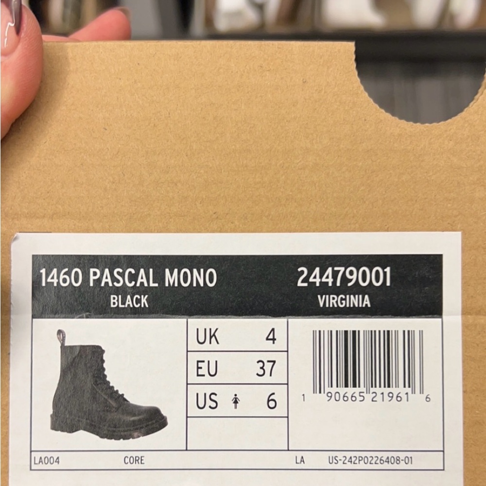Doc martens pascal boot 1460 size 6